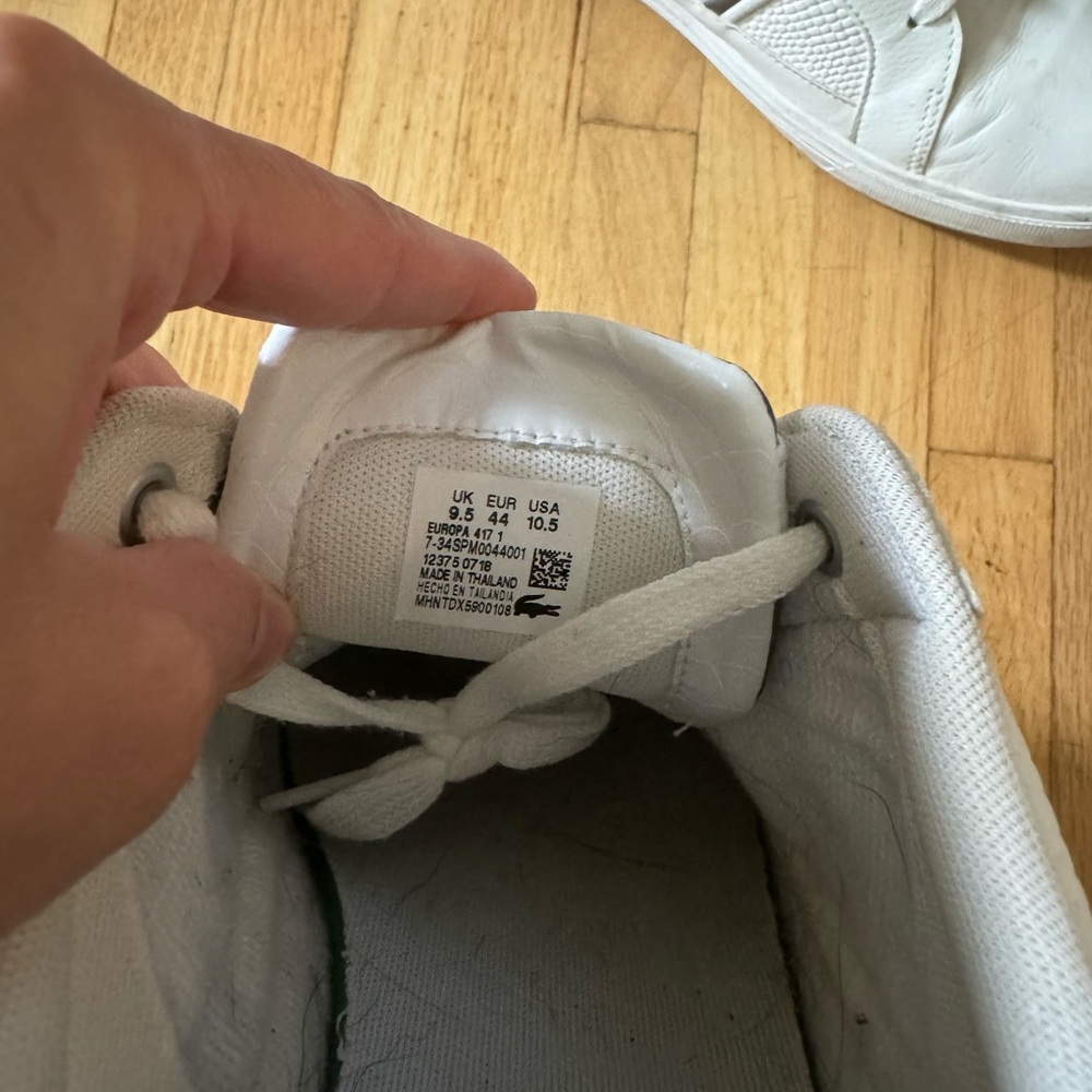 Lacoste white sneakers men’s size 10.5 - Picture 2 of 2